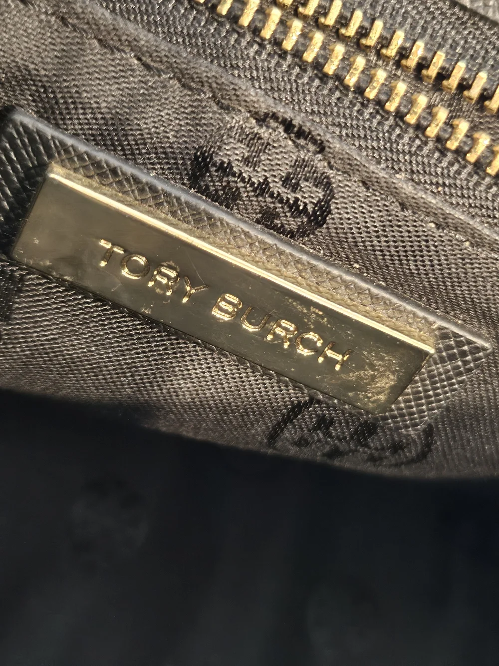 Tory Burch Robinson Saffiano Crossbody